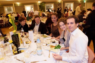 2015�꺣���¹�����Ӫ��ʷ�ع�